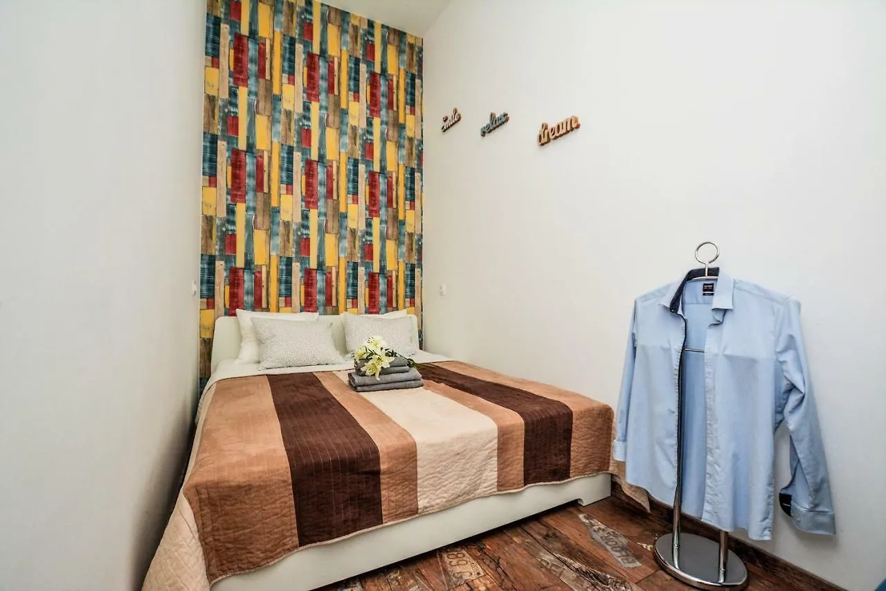 Timeless Apartment With Free Private Parking Budapest