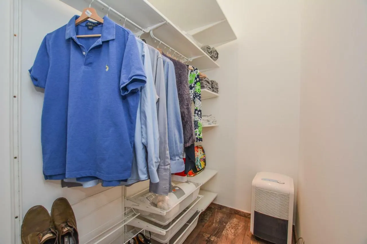 Timeless Apartment With Free Private Parking Budapest
